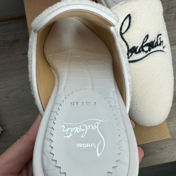 Christian Louboutin Coolito Cream Shearling Slippers Size 38.5 - Picture 4 of 6